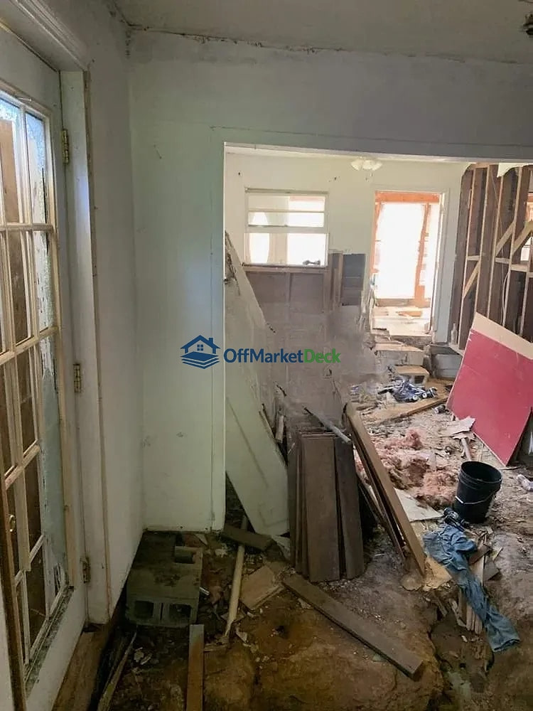 Off-market house in Nancy, Kentucky — 3 beds, 2 baths, $62,000 — photo 6 of 8