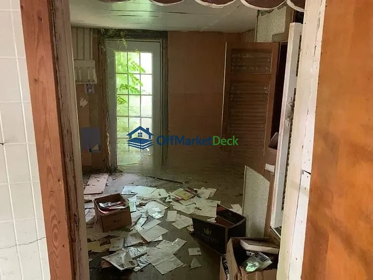 Off-market house in Nancy, Kentucky — 3 beds, 2 baths, $62,000 — photo 4 of 8