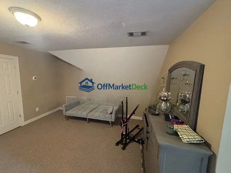 Off-market house in Byram, Mississippi — 4 beds, 3 baths, $212,500 — photo 2 of 8