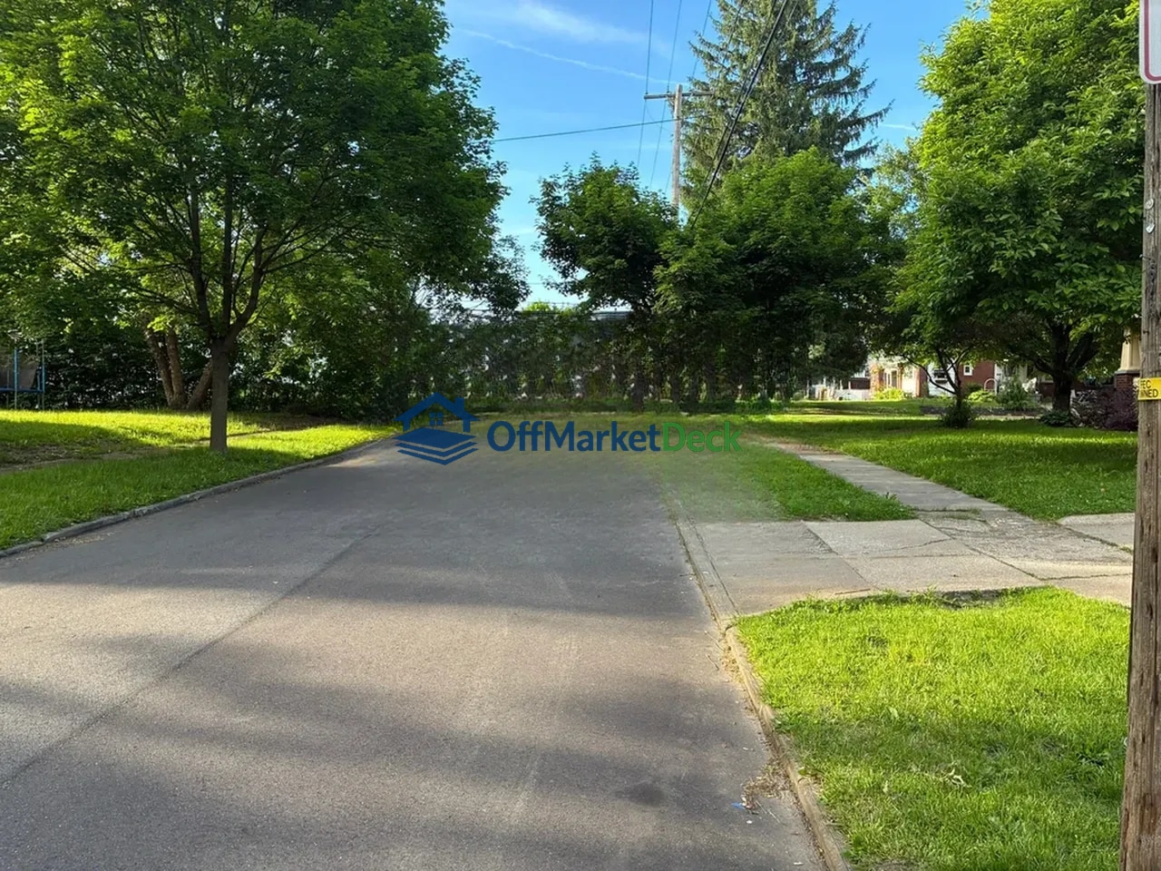 Off-market house in Akron, Ohio — 2 beds, 1 bath, $59,900 — photo 7 of 8