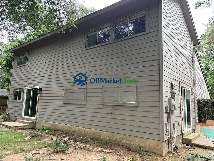 Off-market house in Spring, Texas — 3 beds, 2 baths, $226,000 — photo 6 of 8