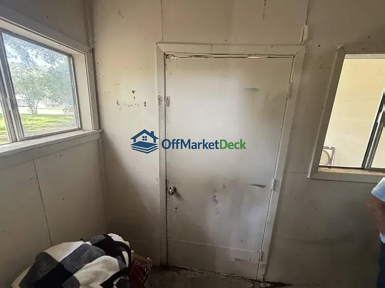 Off-market house in Pearl, Mississippi — 3 beds, 1 bath, $110,000 — photo 6 of 8