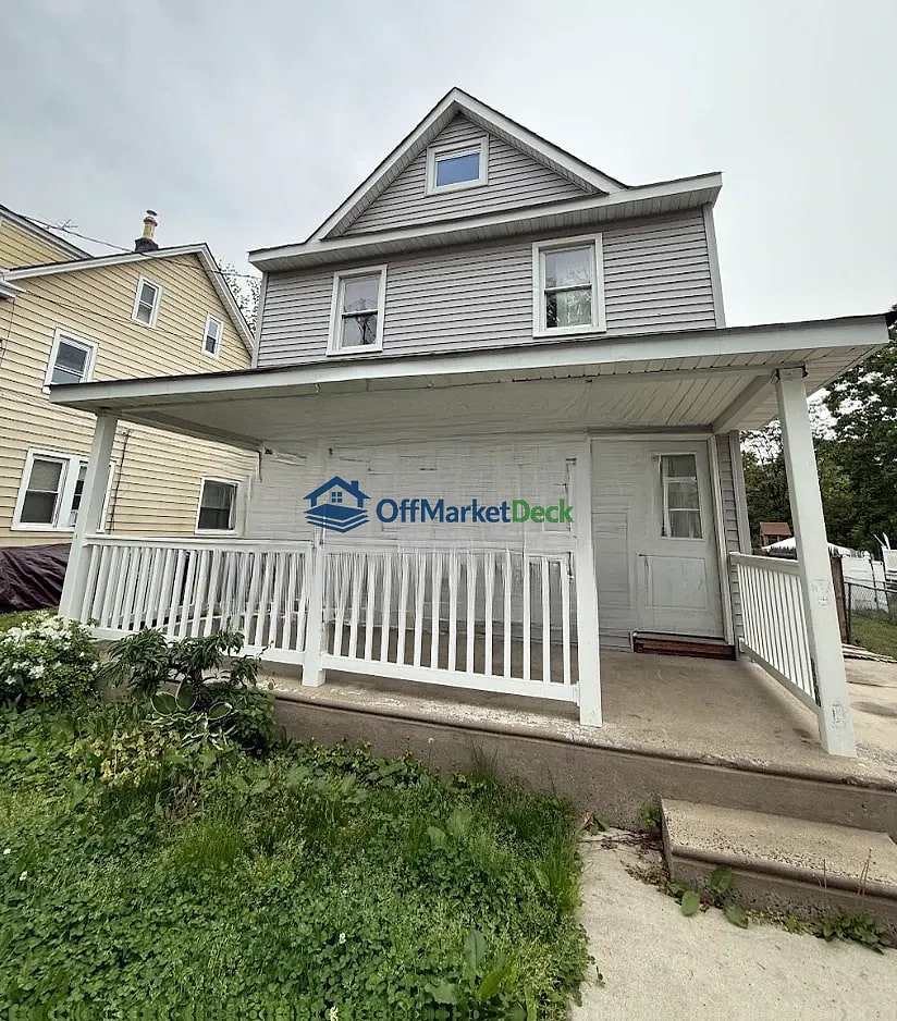 Off-market house in Palmyra, New Jersey — 3 beds, 2.5 baths, $299,000