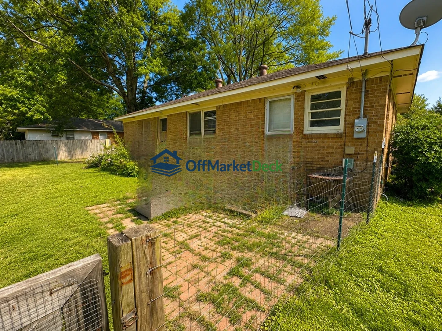 Off-market house in Batesville, Mississippi — 3 beds, 1 bath, $150,000 — photo 6 of 7