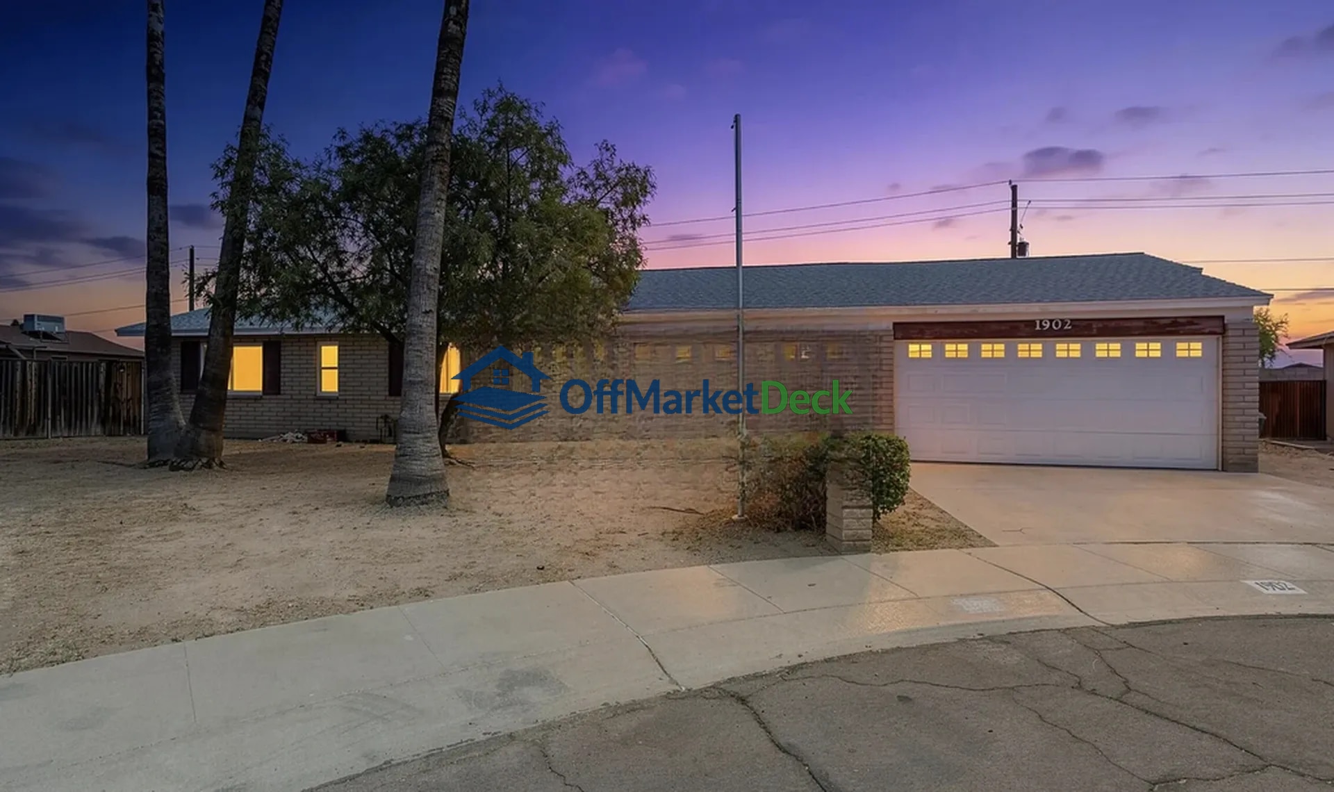 Off-market house in Phoenix, Arizona — 4 beds, 2 baths, $369,990 — photo 2 of 8