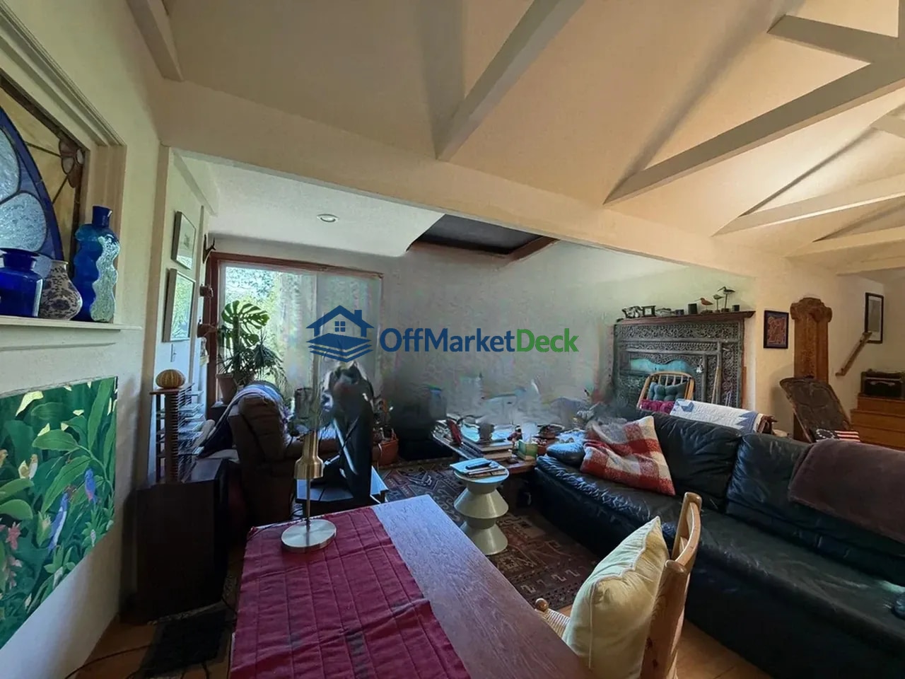 Off-market house in San Anselmo, California — 3 beds, 3 baths, $999,900 — photo 8 of 8
