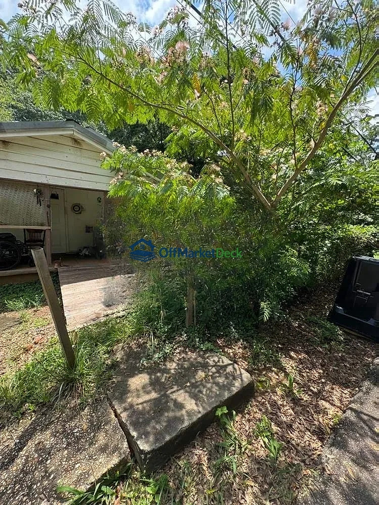 Off-market house in Hogansville, Georgia — 2 beds, 1 bath, $55,000 — photo 3 of 8