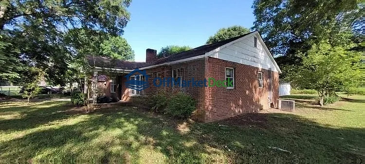 Off-market house in Summerville, Georgia — 3 beds, 2 baths, $85,000 — photo 3 of 8