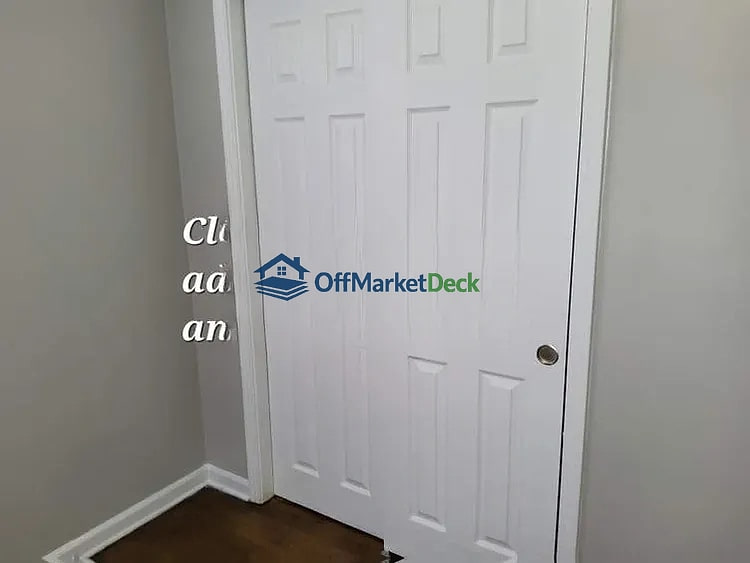 Off-market house in Memphis, Tennessee — 3 beds, 1.5 baths, $181,800 — photo 2 of 8