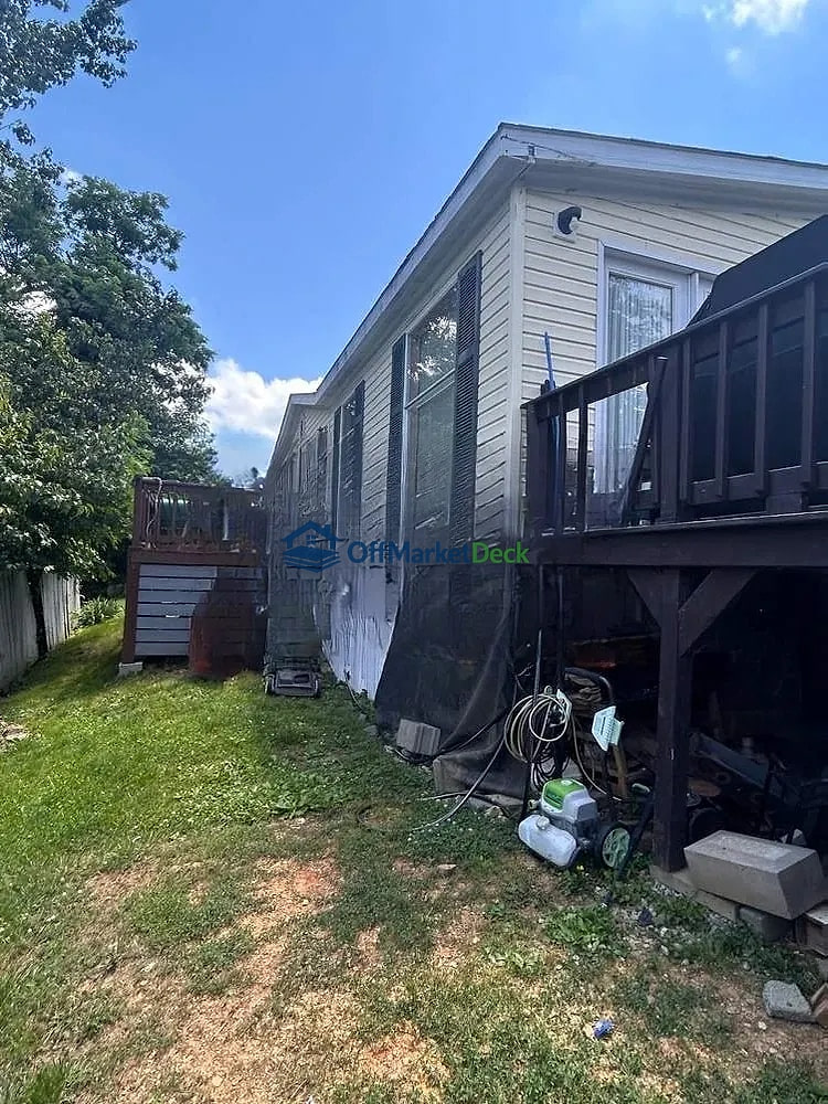 Off-market house in Kingsport, Tennessee — 3 beds, 2 baths, $120,000 — photo 5 of 8