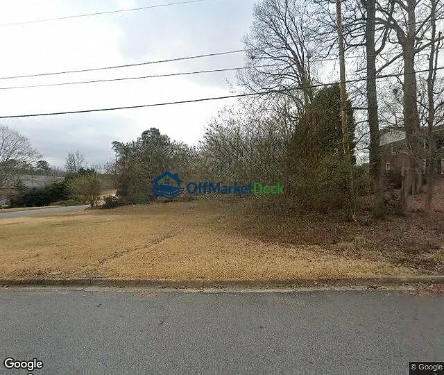 Off-market house in Atlanta, Georgia — 4 beds, 2.5 baths, $540,000 — photo 3 of 3