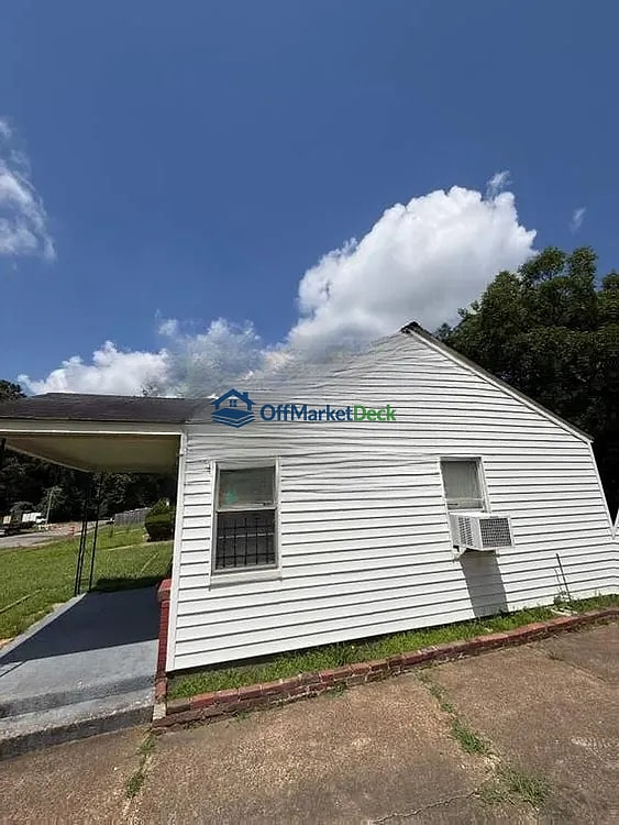 Off-market house in Memphis, Tennessee — 3 beds, 1 bath, $57,500 — photo 4 of 8