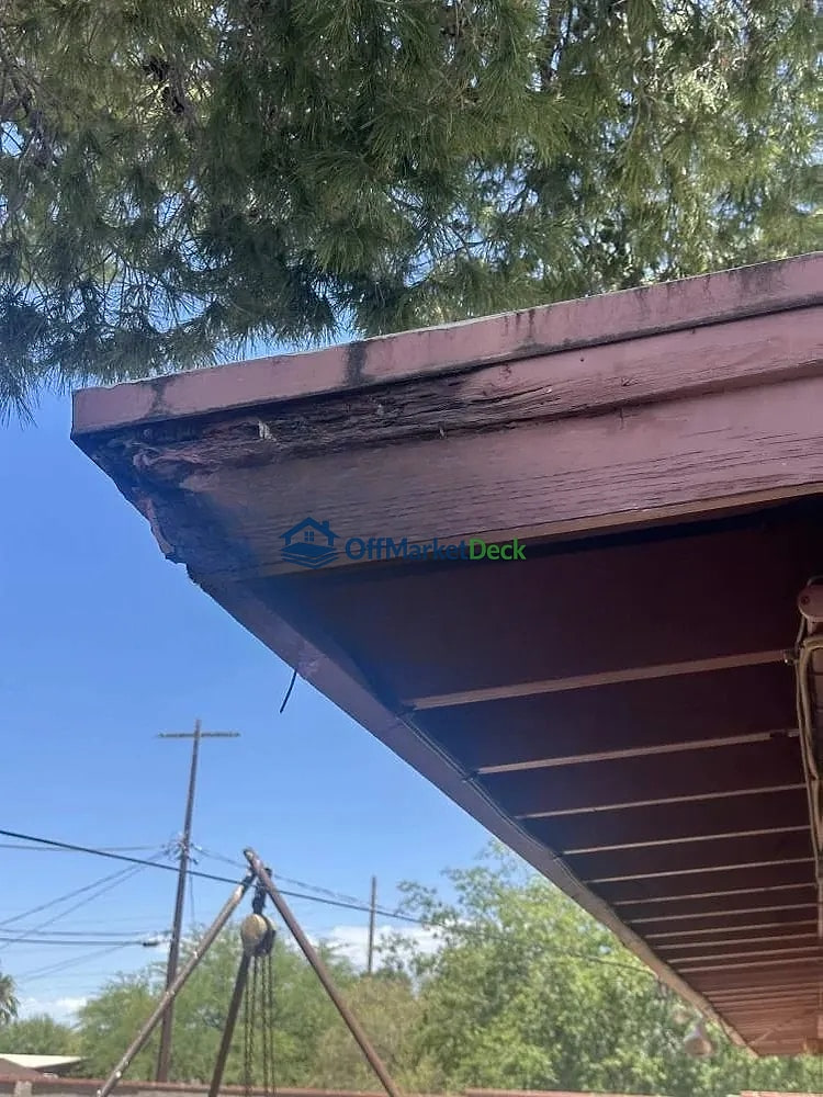 Off-market house in Tucson, Arizona — 3 beds, 2 baths, $204,990 — photo 4 of 8