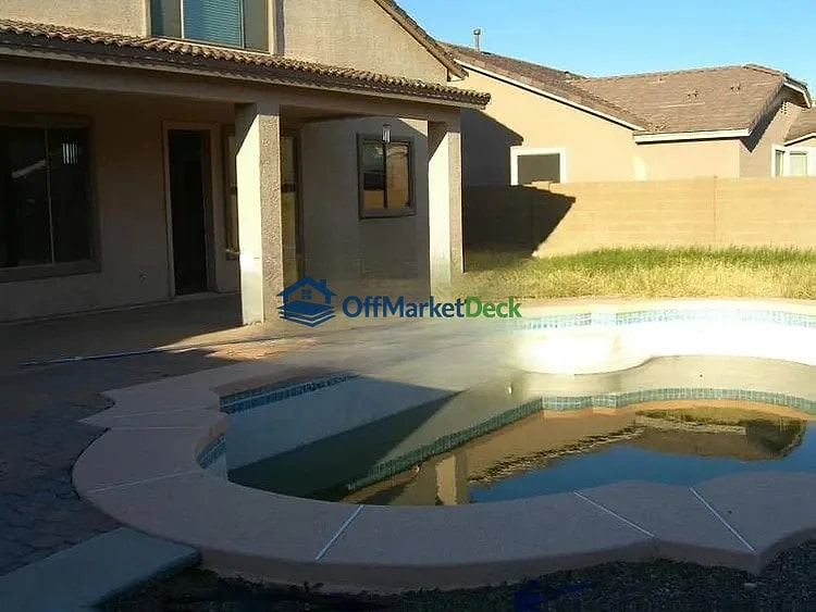 Off-market house in Avondale, Arizona — 4 beds, 3 baths, $355,000 — photo 3 of 8