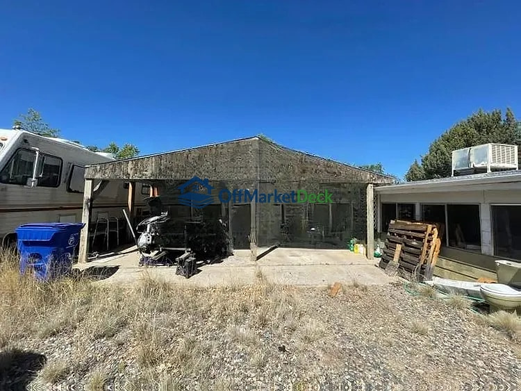 Off-market house in Prescott, Arizona — 2 beds, 1 bath, $135,000 — photo 4 of 8