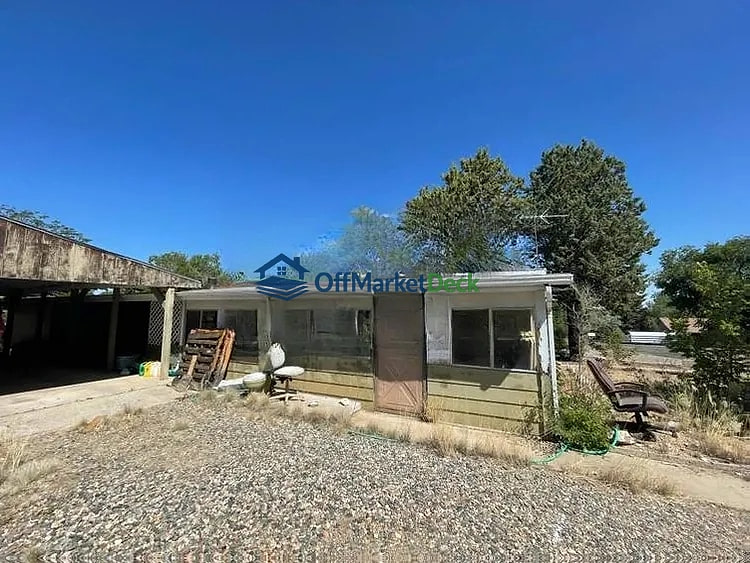 Off-market house in Prescott, Arizona — 2 beds, 1 bath, $135,000 — photo 3 of 8