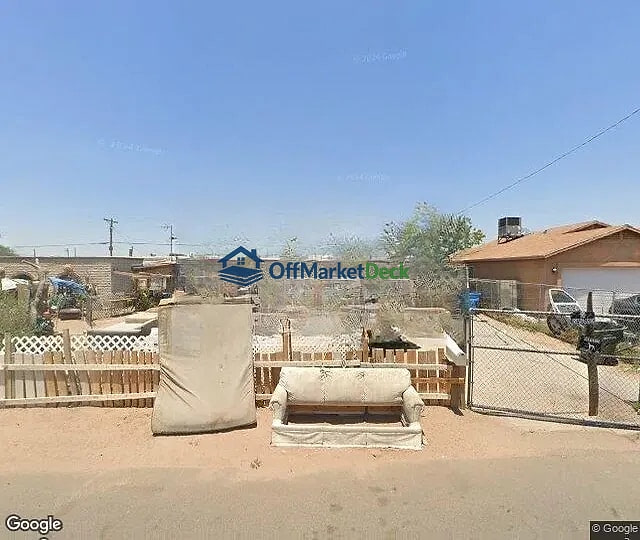 Off-market house in Phoenix, Arizona — 3 beds, 2 baths, $155,000