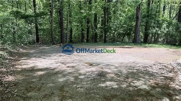 Off-market house in Atlanta, Georgia — 3 beds, 1.5 baths, $130,000 — photo 7 of 8