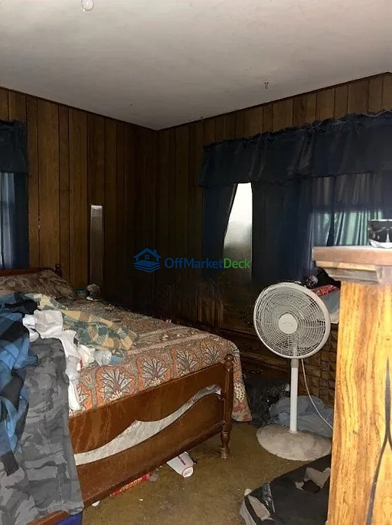 Off-market house in Pemberton Township, New Jersey — 2 beds, 1 bath, $180,000 — photo 6 of 8
