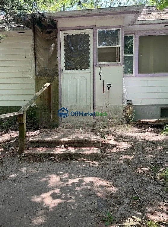 Off-market house in Pemberton Township, New Jersey — 2 beds, 1 bath, $180,000