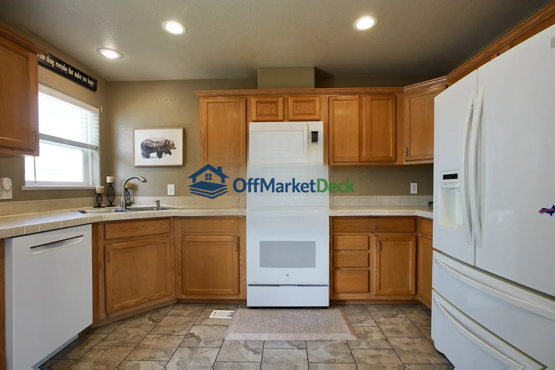 Off-market house in Casper, Wyoming — 3 beds, 2 baths, $330,000 — photo 3 of 8