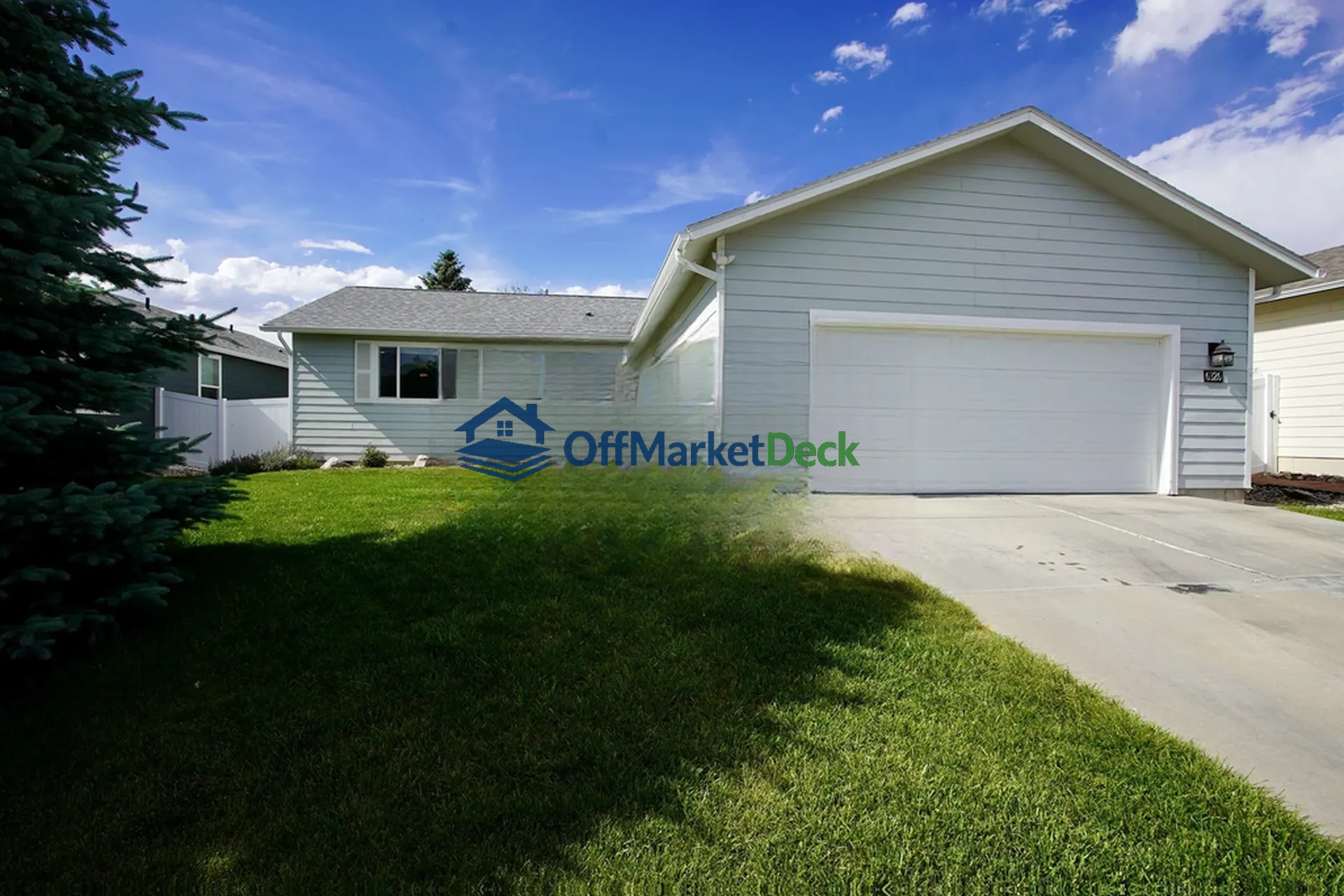Off-market house in Casper, Wyoming — 3 beds, 2 baths, $330,000 - Blurred background Image