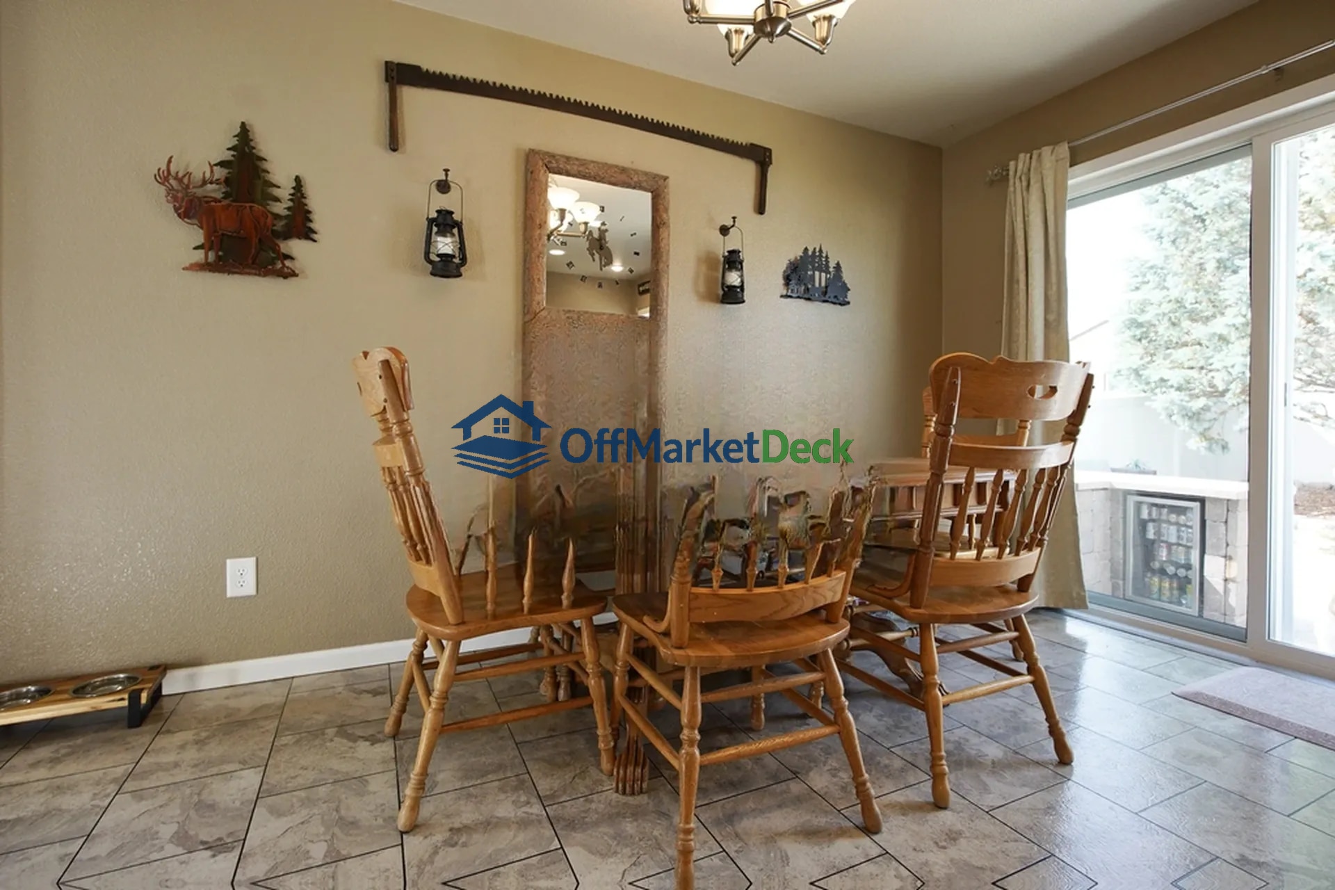 Off-market house in Casper, Wyoming — 3 beds, 2 baths, $330,000 — photo 8 of 8
