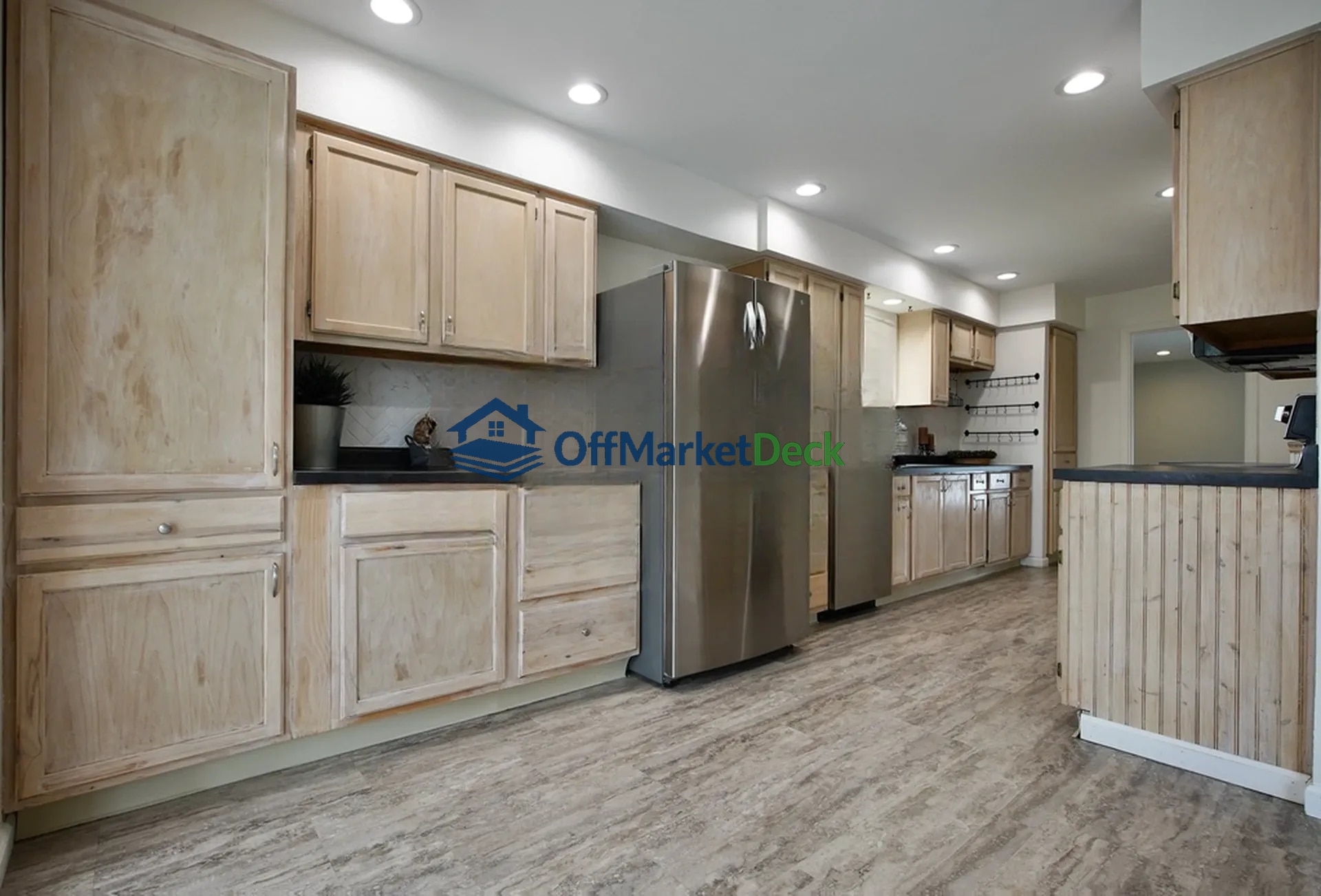 Off-market house in Casper, Wyoming — 4 beds, 2 baths, $335,000 — photo 3 of 8