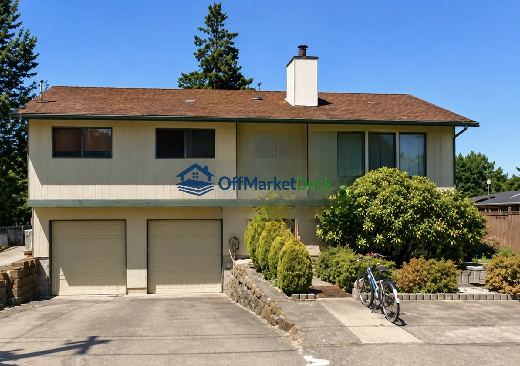 Off-market house in Seattle, Washington — 5 beds, 2.5 baths, $700,000