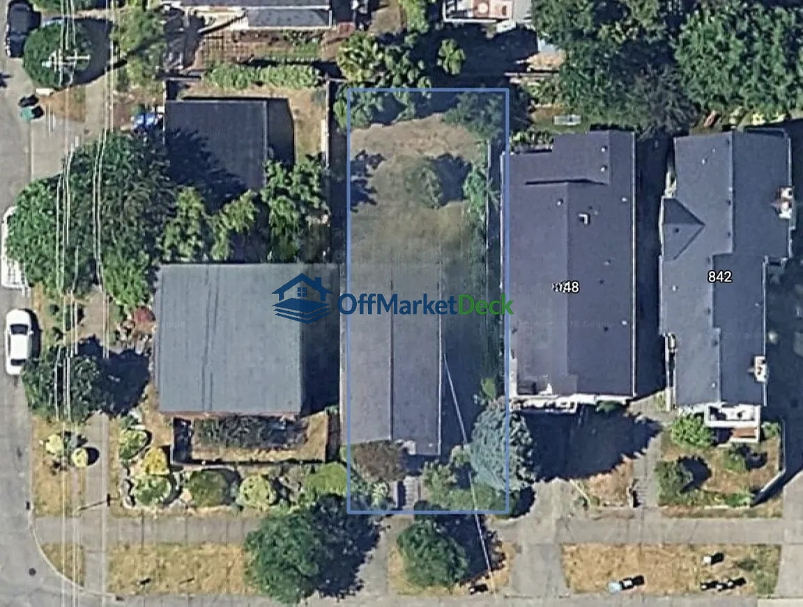 Off-market house in Seattle, Washington — 2 beds, 1 bath, $635,000 — photo 4 of 4