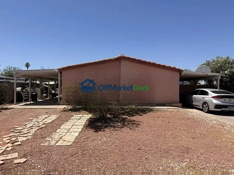 Off-market house in Mesa, Arizona — 4 beds, 2 baths, $199,000