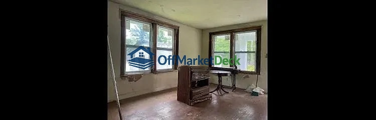 Off-market house in LaGrange, Georgia — 3 beds, 2 baths, $145,000 — photo 4 of 8