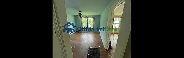 Off-market house in LaGrange, Georgia — 3 beds, 2 baths, $145,000 — photo 8 of 8