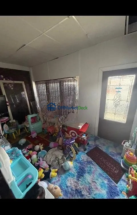 Off-market house in Philadelphia, Pennsylvania — 3 beds, 1.5 baths, $140,000 — photo 8 of 8
