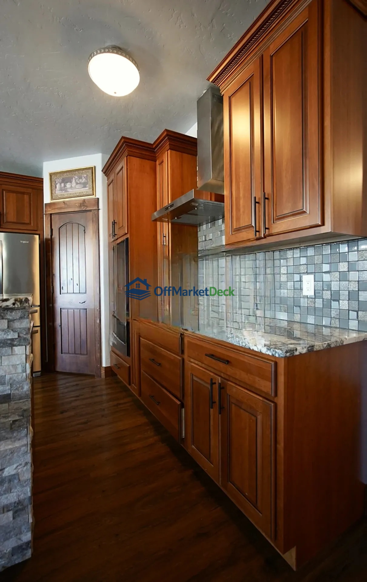 Off-market house in Evansville, Wyoming — 5 beds, 3.5 baths, $775,000 — photo 5 of 8