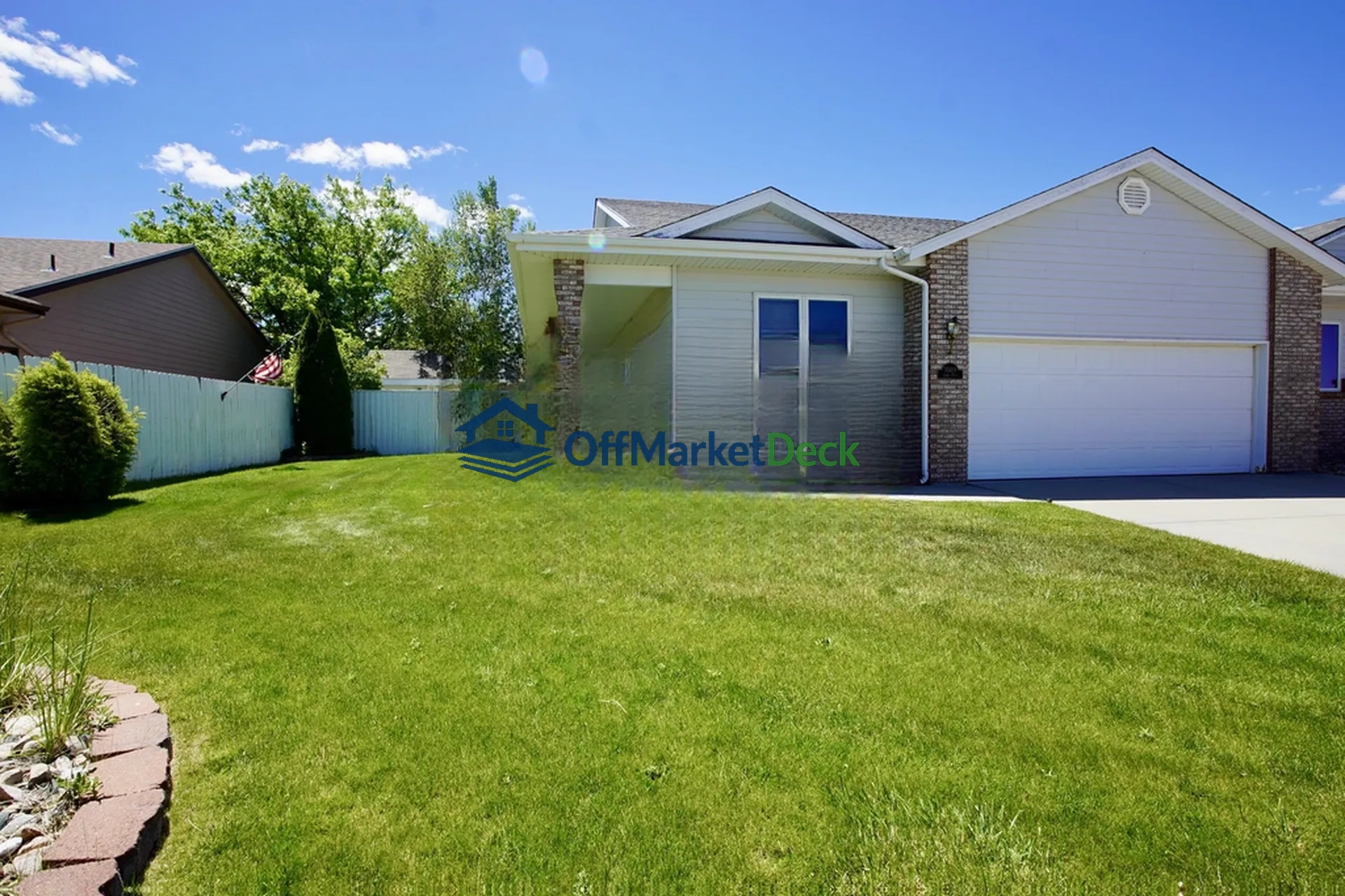 Off-market townhome in Casper, Wyoming — 3 beds, 3 baths, $350,000 - Blurred background Image