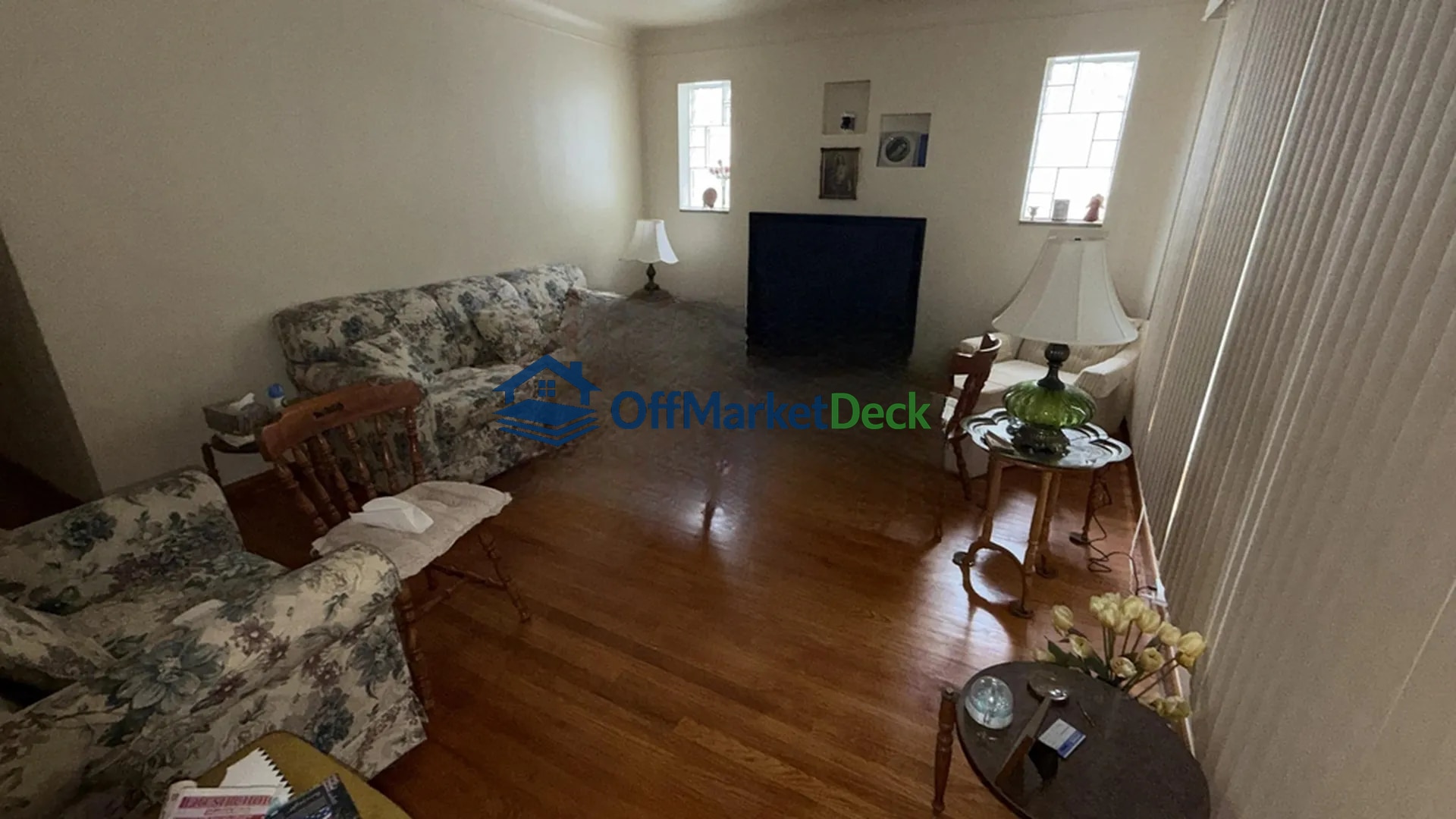 Off-market house in Detroit, Michigan — 3 beds, 1 bath, $79,000 — photo 3 of 8