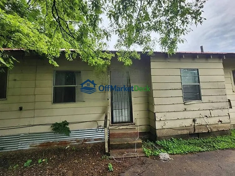 Off-market house in Blytheville, Arkansas — 4 beds, 2 baths, $24,230 — photo 5 of 8
