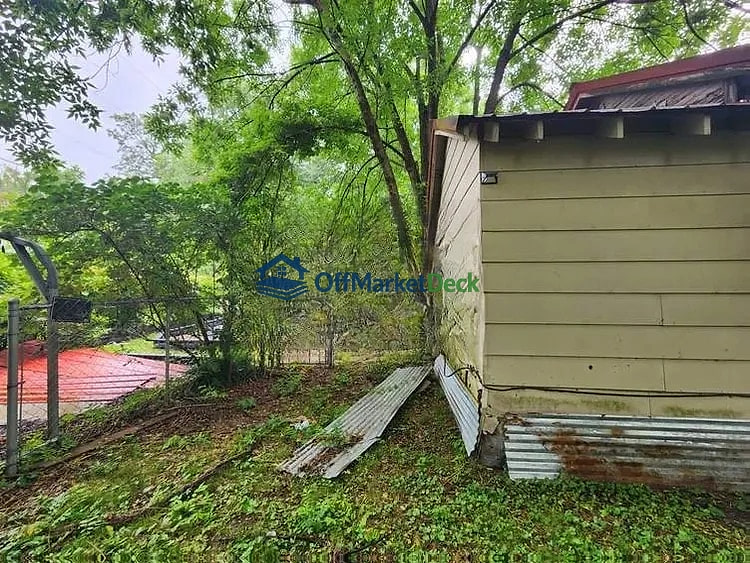 Off-market house in Blytheville, Arkansas — 4 beds, 2 baths, $24,230 — photo 7 of 8