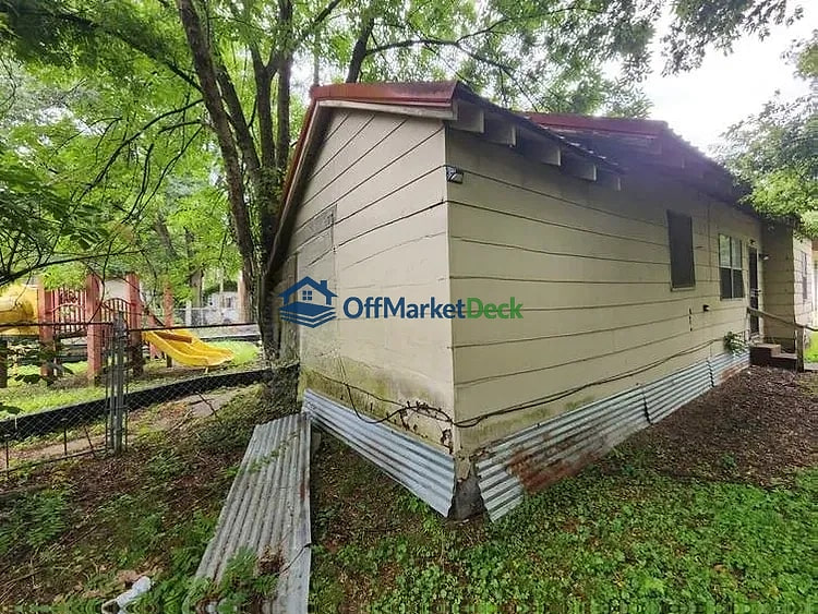 Off-market house in Blytheville, Arkansas — 4 beds, 2 baths, $24,230 — photo 8 of 8