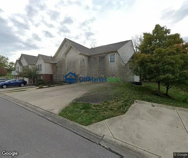 Off-market house in Taylor Mill, Kentucky — 2 beds, 1 bath, $182,900 — photo 2 of 3