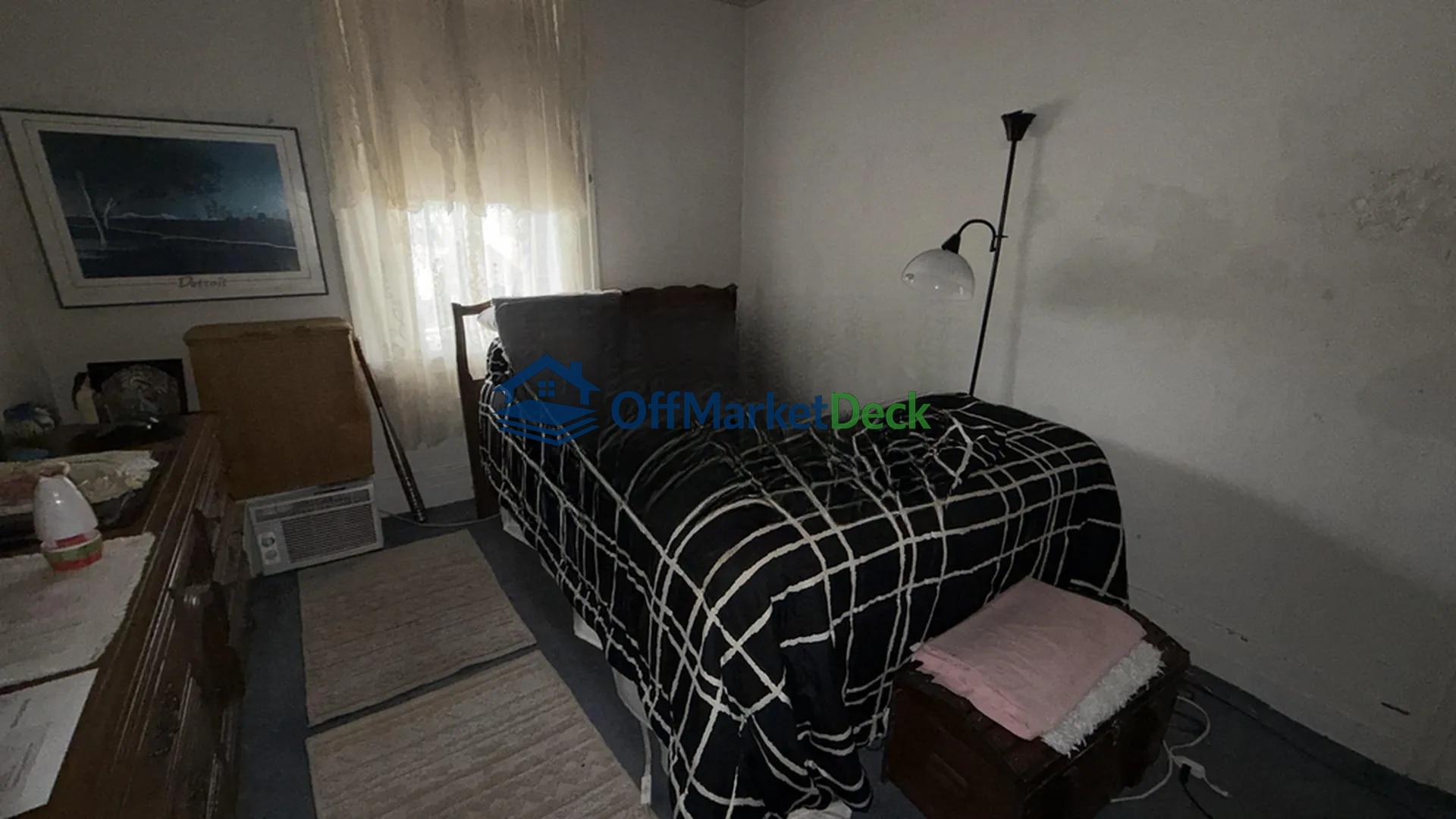 Off-market house in Hamtramck, Michigan — 4 beds, 1 bath, $163,900 — photo 6 of 8