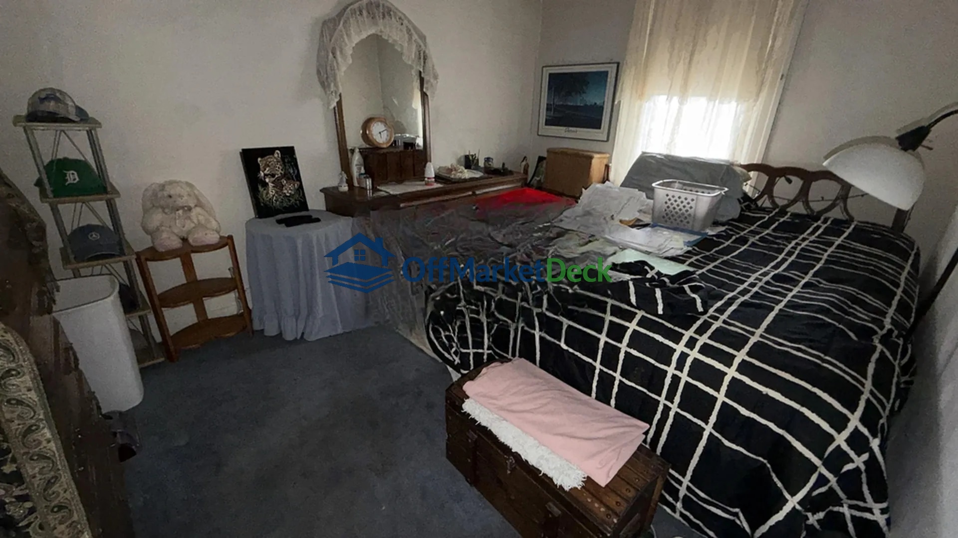 Off-market house in Hamtramck, Michigan — 4 beds, 1 bath, $163,900 — photo 7 of 8