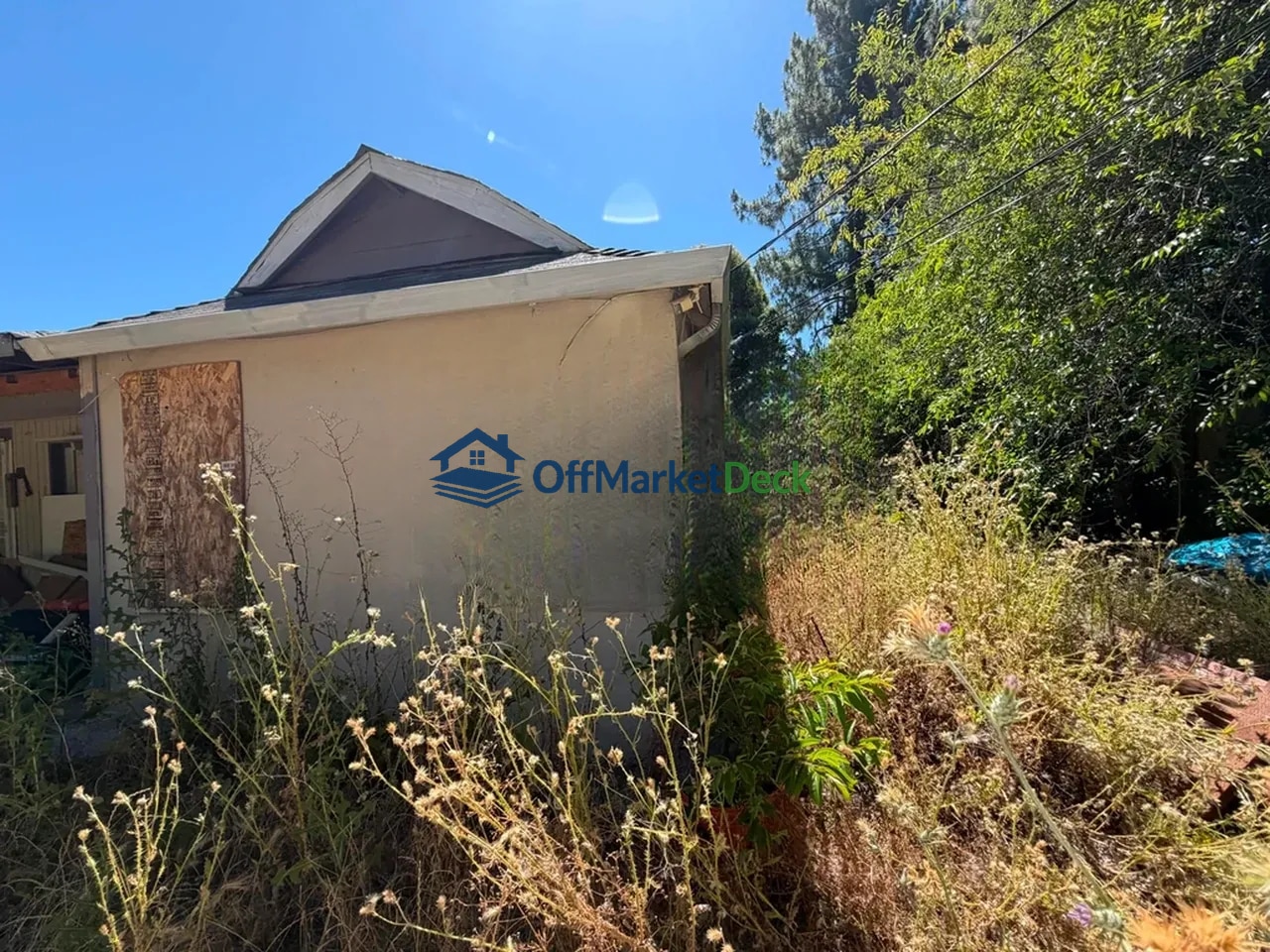 Off-market house in Concord, California — 3 beds, 1 bath, $464,900 — photo 7 of 8