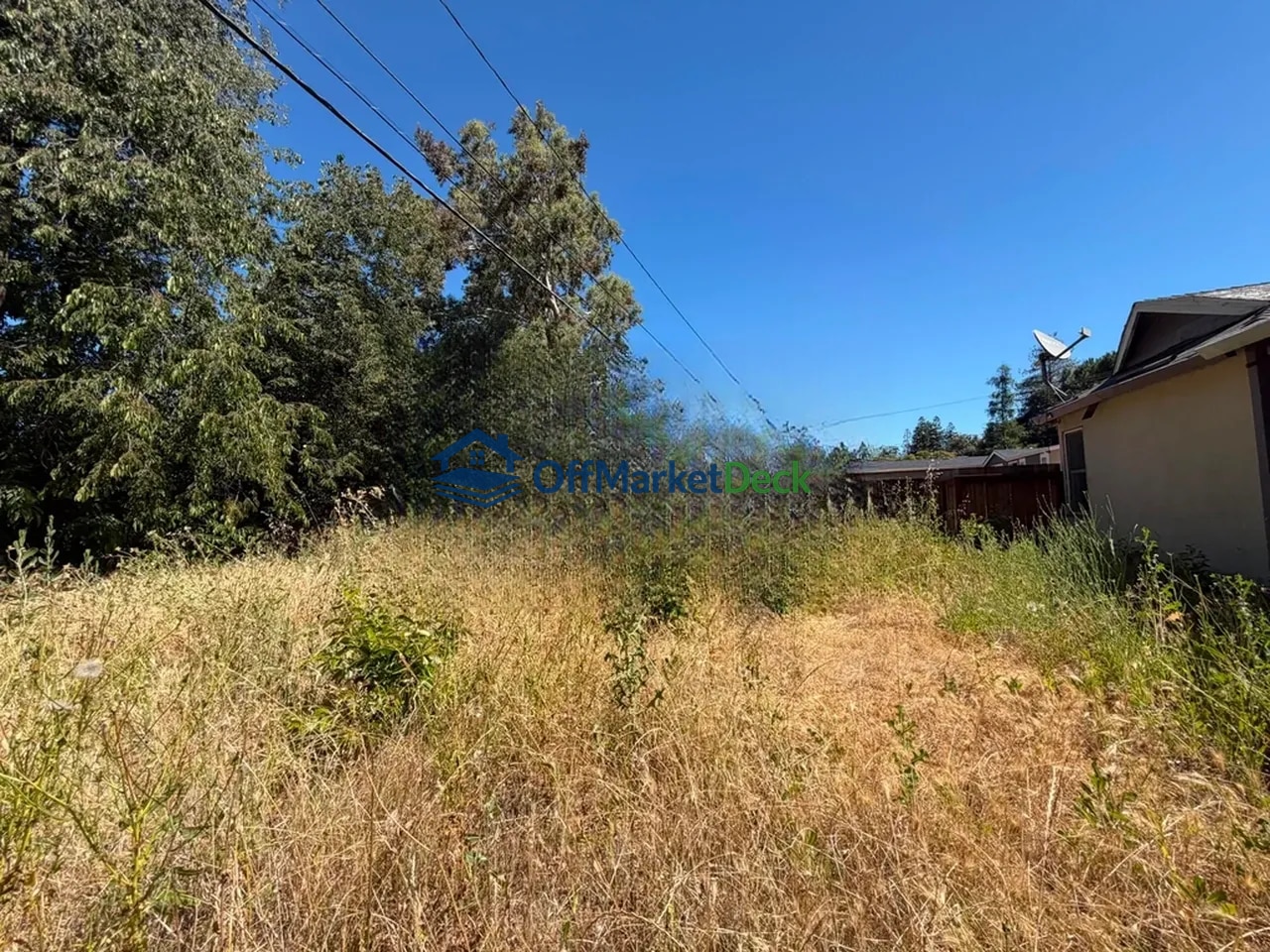 Off-market house in Concord, California — 3 beds, 1 bath, $464,900 — photo 5 of 8