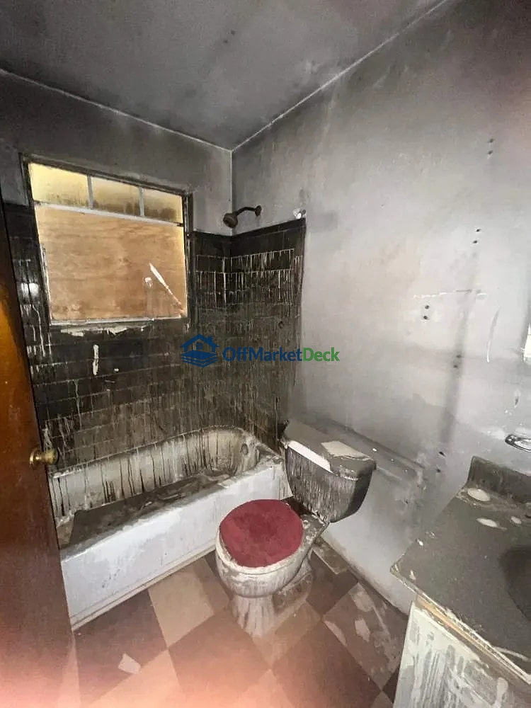 Off-market house in Columbia, South Carolina — 3 beds, 1 bath, $45,000 — photo 6 of 8