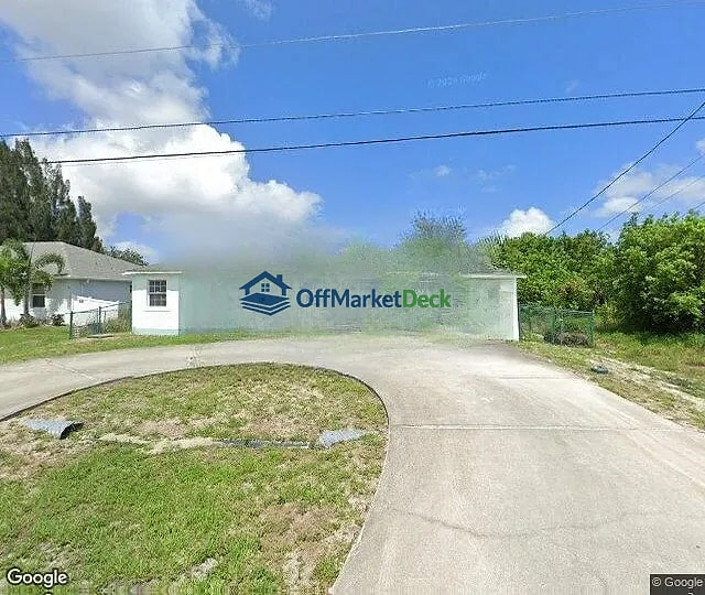 Off-market house in Port St. Lucie, Florida — 5 beds, 3 baths, $349,990