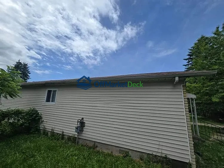 Off-market house in Taylor, Michigan — 3 beds, 1 bath, $99,000 — photo 8 of 8