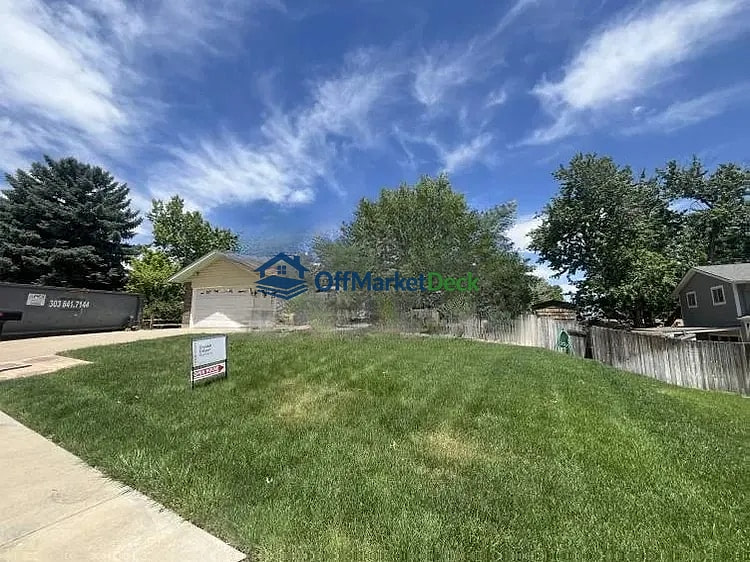 Off-market house in Centennial, Colorado — 4 beds, 4 baths, $525,000
