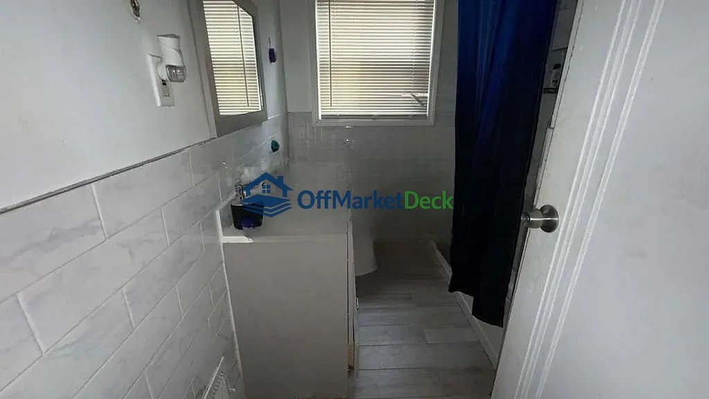 Off-market house in Detroit, Michigan — 3 beds, 1.5 baths, $143,900 — photo 8 of 8